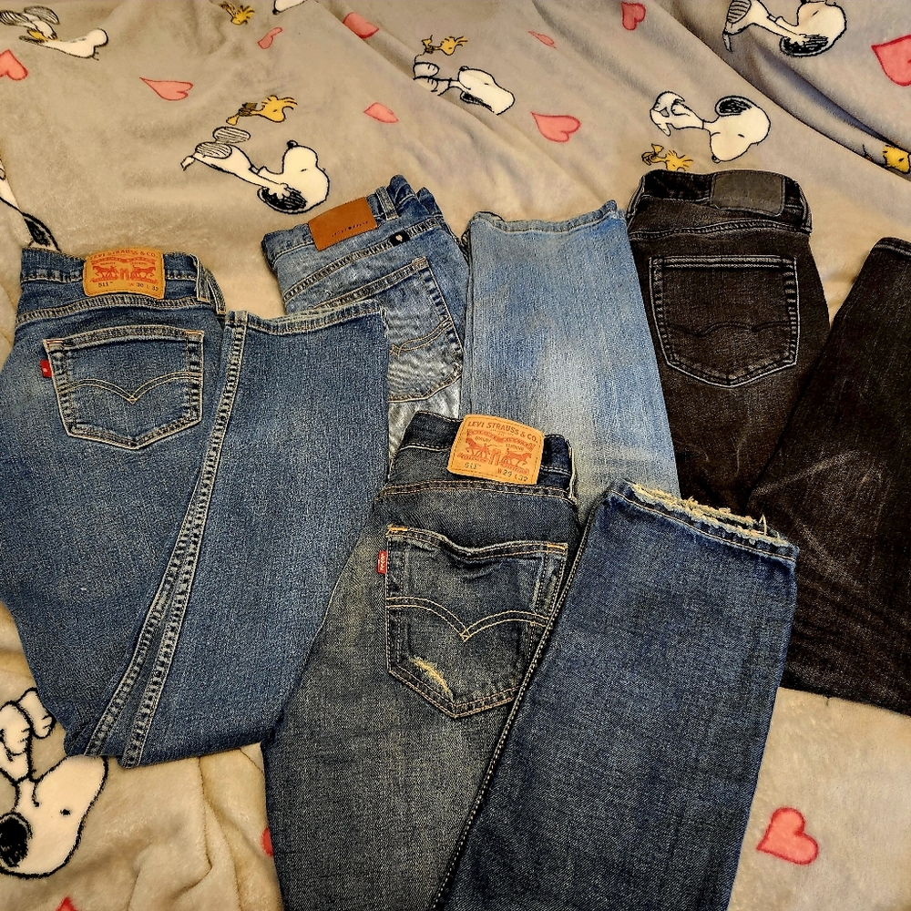 Name Brand Mens 29x32 and 30x32 jeans